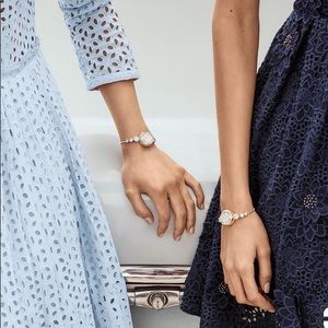 💕Beautiful Michael Kors Tracker bracelet 💕